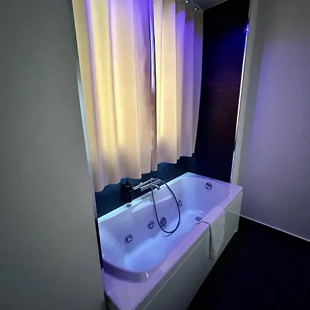 Marina Home - Luxury Apartament Nel Cuore Di Catania Exterior photo