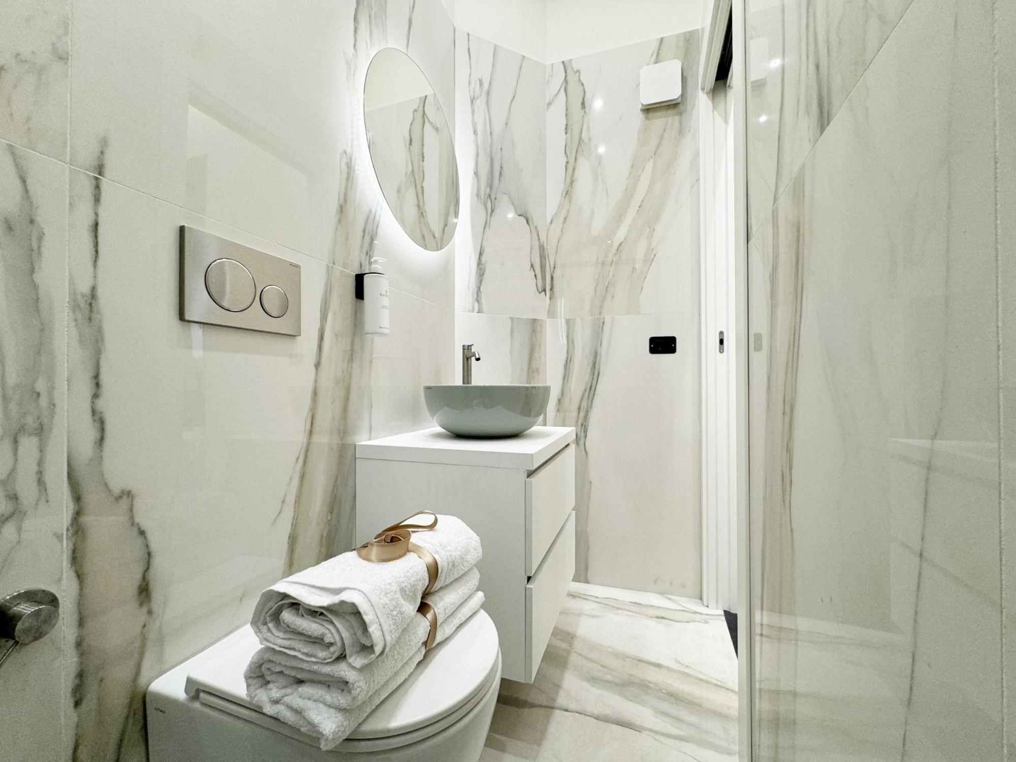 Marina - Luxury Nel Cuore Di Apartment
